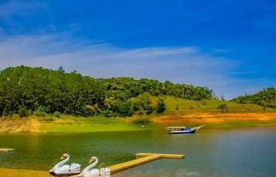 Imagem: O terreno possui 5.000m² de Área e está localizado em Centro