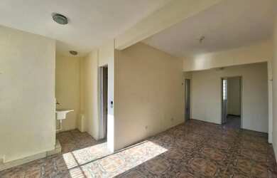 Imagem: O apartamento possui 2 Dormitórios, 2 Banheiros e 83m² de