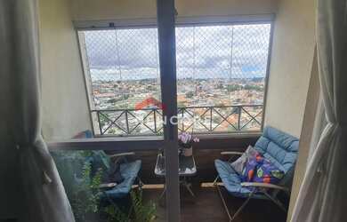 Imagem: O apartamento possui 3 Dormitórios, 1 Banheiro, 1 Vaga na garagem