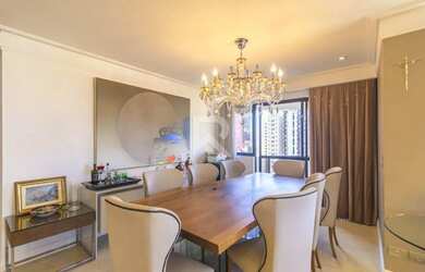 Imagem 6: Apartamento Mobiliado em Andar Alto com 3 Suítes e 203m2 para alugar...