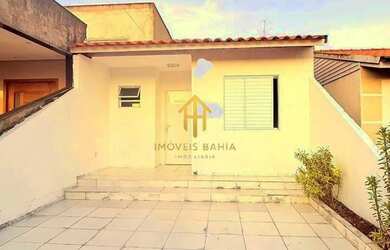 Imagem: A casa possui 2 Dormitórios, 1 Banheiro e está localizado