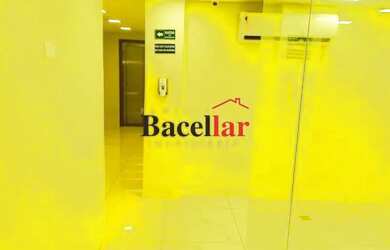 Imagem: Prédio de luxo alugando 4 salas em um andar