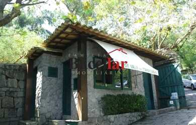 Imagem: O terreno possui 6605m² de Área e está localizado em Itanhangá