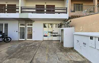 Imagem: O depósito possui 1 Vaga na garagem, 120m² de Área e está