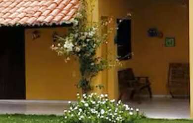 Imagem: A casa possui 3 Dormitórios, 3 Banheiros, 3 Vagas na garagem