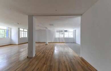 Imagem: O depósito possui 100m² de Área e está localizado em Savassi