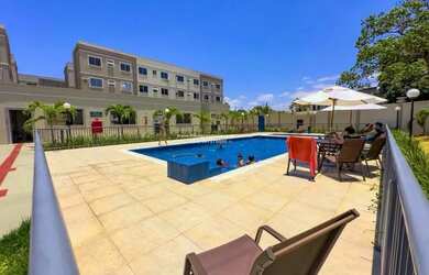 Imagem: O apartamento possui 2 Dormitórios, 1 Banheiro, 1 Vaga na garagem