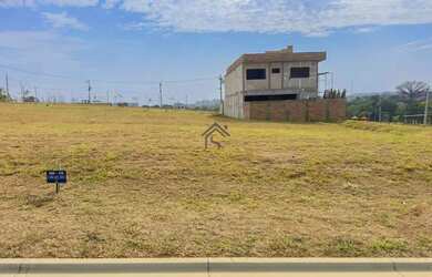 Imagem: O terreno possui 230m² de Área, Imóvel novo e está localizado