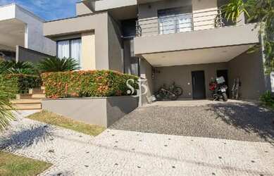 Imagem: A casa em condomínio possui 3 Dormitórios, 4 Banheiros, 4