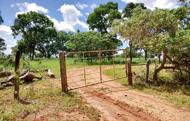 Imagem: A fazenda possui 20.000m² de Área e está localizado em Paraopeba