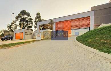 Imagem: O depósito possui 5 Vagas na garagem, 1.252m² de Área e