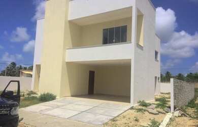 Imagem: A casa em condomínio possui 5 Dormitórios, 5 Banheiros, 4