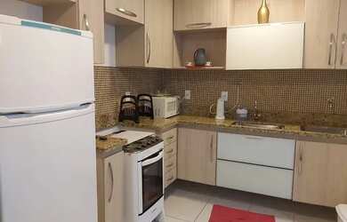 Imagem: O apartamento possui 1 Dormitório, 1 Banheiro, 1 Vaga na garagem