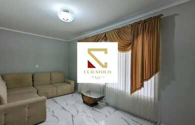 Imagem: A casa possui 3 Dormitórios, 2 Banheiros, 3 Vagas na garagem