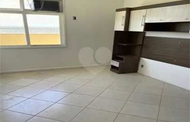 Imagem 15: COBERTURA COM PISCINA NA TIJUCA, EM FRENTE AO COLÉGIO MILITAR, VISTA...