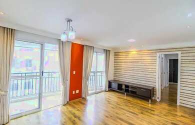 Imagem: O apartamento possui 3 Dormitórios, 2 Banheiros, 2 Vagas na