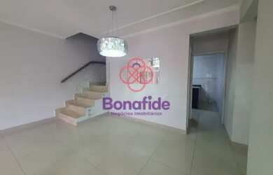 Imagem: A casa possui 4 Dormitórios, 3 Banheiros, 2 Vagas na garagem