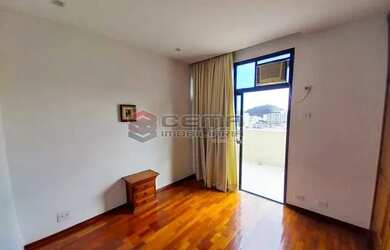 Imagem: O apartamento na cobertura possui 3 Dormitórios, 5 Banheiros