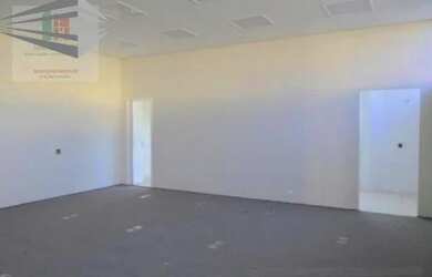 Imagem: O depósito possui 2446m² de Área e está localizado em Granja