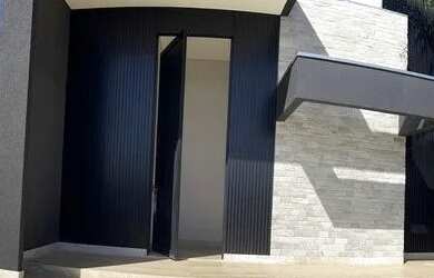 Imagem: A casa em condomínio possui 3 Dormitórios, 4 Banheiros, 4