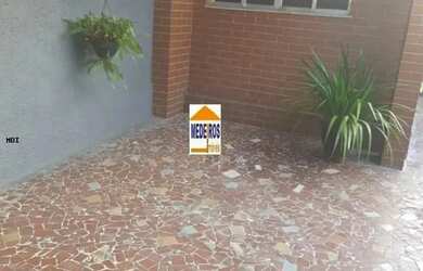 Imagem: A casa possui 2 Dormitórios, 1 Banheiro, 1 Vaga na garagem