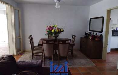 Imagem 5: Sobrado a venda com piscina à 30 metros do mar