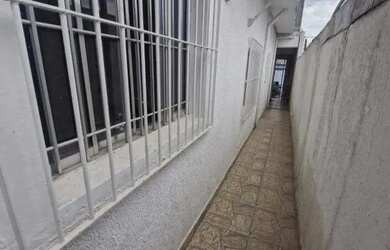 Imagem 4: Casa com um dormitório bem arejada