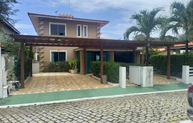 Imagem 1: Casa com 3 Suítes À Venda no Condominio Portão do Sol em Buraquinho - Lauro de Freitas - B