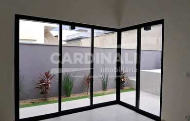 Imagem 14: Linda casa nova em condomínio, com 03 suítes e acabamento de primeira...