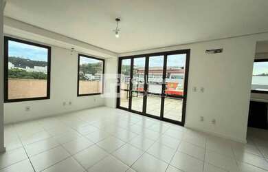 Imagem: O apartamento na cobertura possui 4 Dormitórios, 5 Banheiros