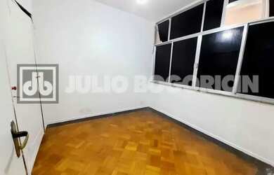 Imagem 11: POSTO 4 QUADRA DA PRAIA 150M2 SALÃO 2 AMBIENTES 3 QUARTOS ÁREA 2 DEPENDÊNCIAS...