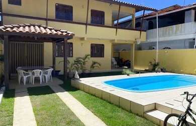 Imagem: A casa em condomínio possui 4 Dormitórios, 4 Banheiros, 2