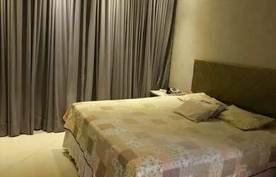 Imagem: A casa possui 3 Dormitórios, 4 Banheiros, 3 Vagas na garagem