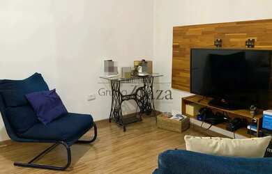 Imagem 7: Oportunidade - Casa - Bosque dos Eucaliptos - 3 Dormitórios - 250m²