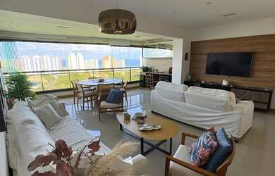 Imagem: O apartamento possui 3 Dormitórios, 3 Banheiros, 2 Vagas na