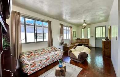 Imagem 3: Casa ampla central, perfeita para ponto comercial