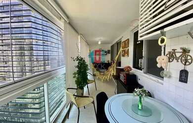 Imagem: O apartamento possui 3 Dormitórios, 3 Banheiros, 1 Vaga na