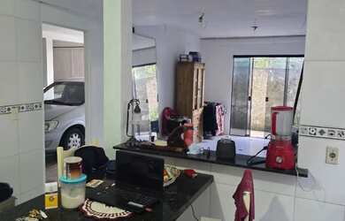 Imagem: A casa possui 3 Dormitórios, 3 Banheiros, 3 Vagas na garagem