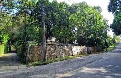 Imagem: O terreno possui 2318m² de Área e está localizado em Vila