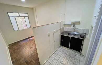 Imagem: A kitnet possui 1 Dormitório, 1 Banheiro, 25m² de Área e