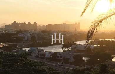 Imagem: O terreno possui 1.860m² de Área e está localizado em Joá