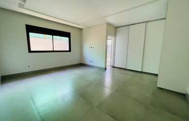 Imagem 7: Linda casa térrea de alto padrão no condomínio Portal do Sol Green