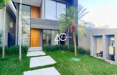 Imagem: A casa em condomínio à venda possui 3 Dormitórios, 5 Banheiros