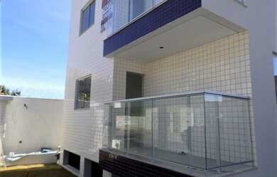 Imagem: O apartamento possui 3 Dormitórios, 1 Banheiro, 2 Vagas na