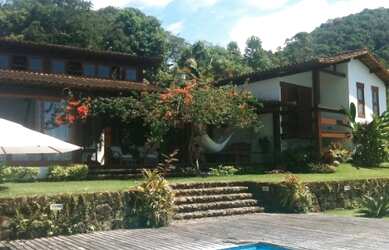 Imagem 5: Casa em condominio com vista espetacular , piscina jardim espaçoso e área gourmet