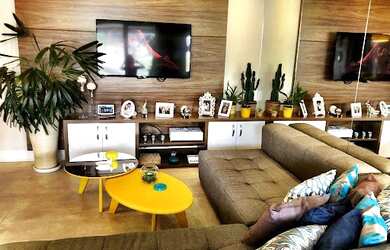 Imagem: O apartamento possui 2 Dormitórios, 2 Banheiros, 2 Vagas na