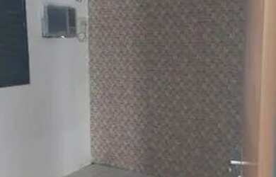 Imagem: A casa possui 2 Dormitórios, 1 Banheiro, 2 Vagas na garagem