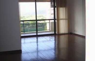 Imagem: O apartamento possui 4 Dormitórios, 2 Banheiros, 2 Vagas na