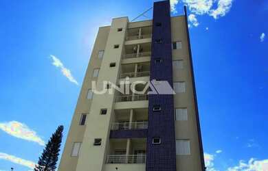 Imagem: O apartamento possui 1 Dormitório, 1 Banheiro, 1 Vaga na garagem