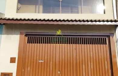 Imagem: A casa possui 2 Dormitórios, 3 Banheiros, 2 Vagas na garagem